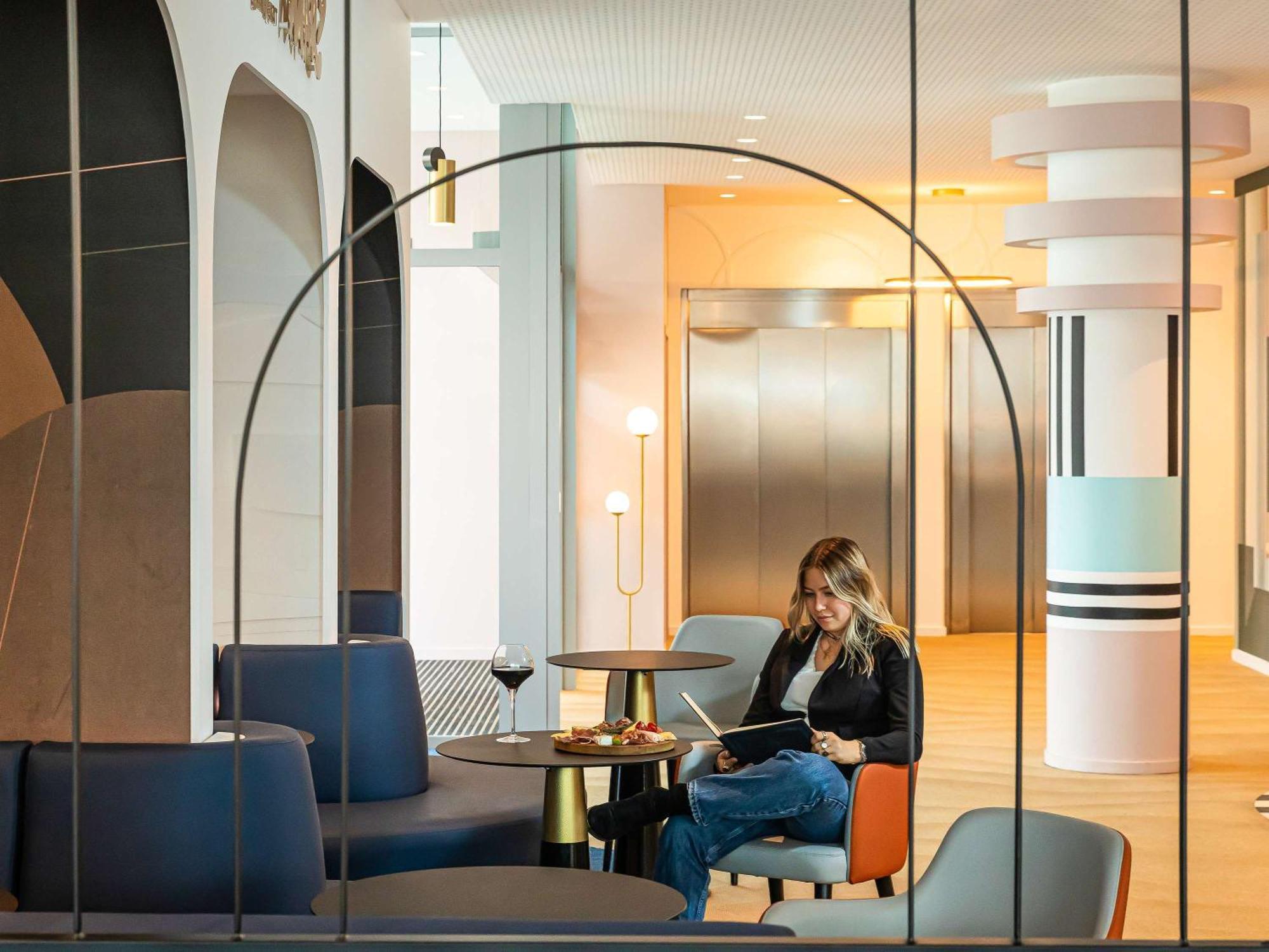 Mercure Dunkerque Centre Gare 됭케르크 외부 사진