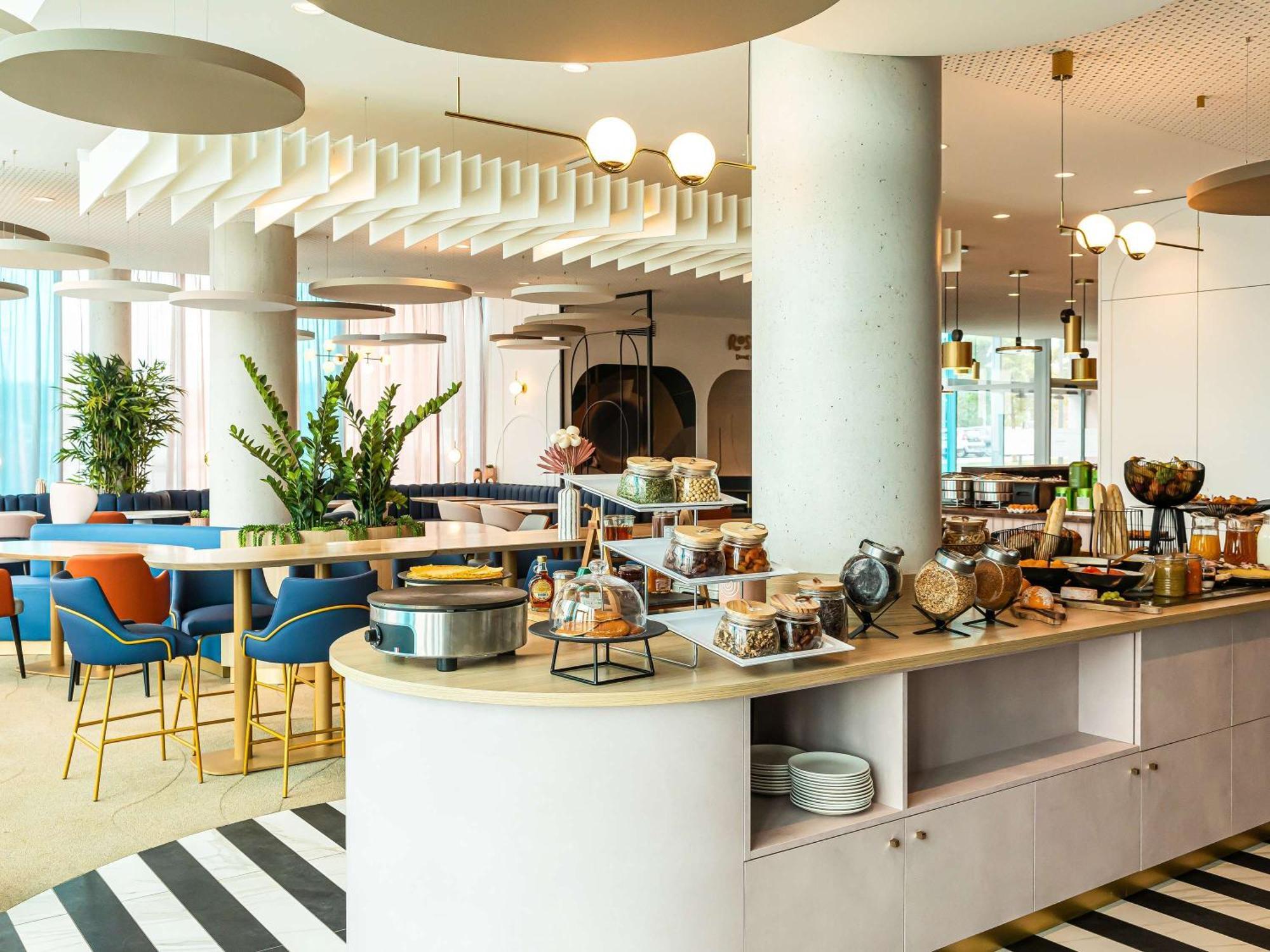 Mercure Dunkerque Centre Gare 됭케르크 외부 사진
